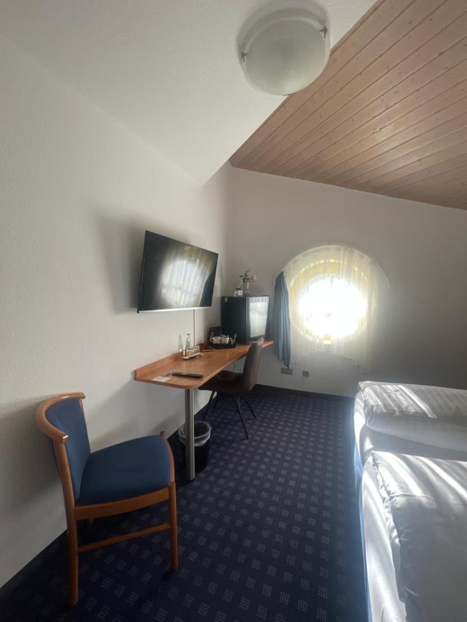 Krystall Hotel Filderstadt Exterior foto